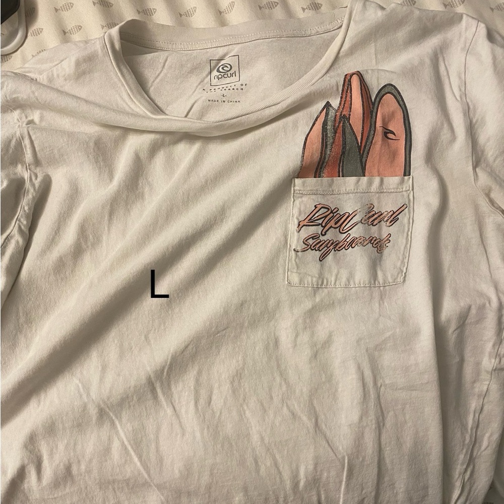 Lightweight ripcurl womans short sleeve top